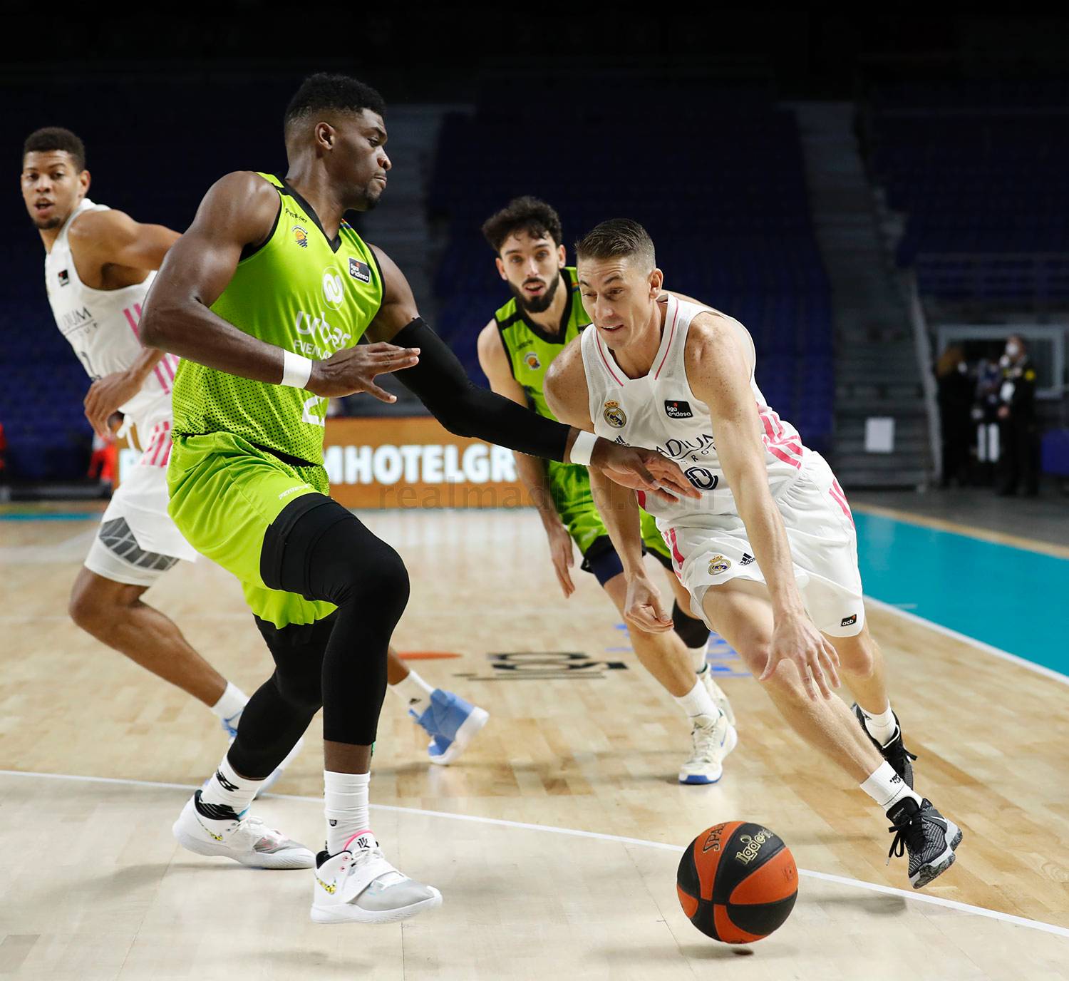 Liga 20-21 Jornada 10 | Venciendo al cansancio