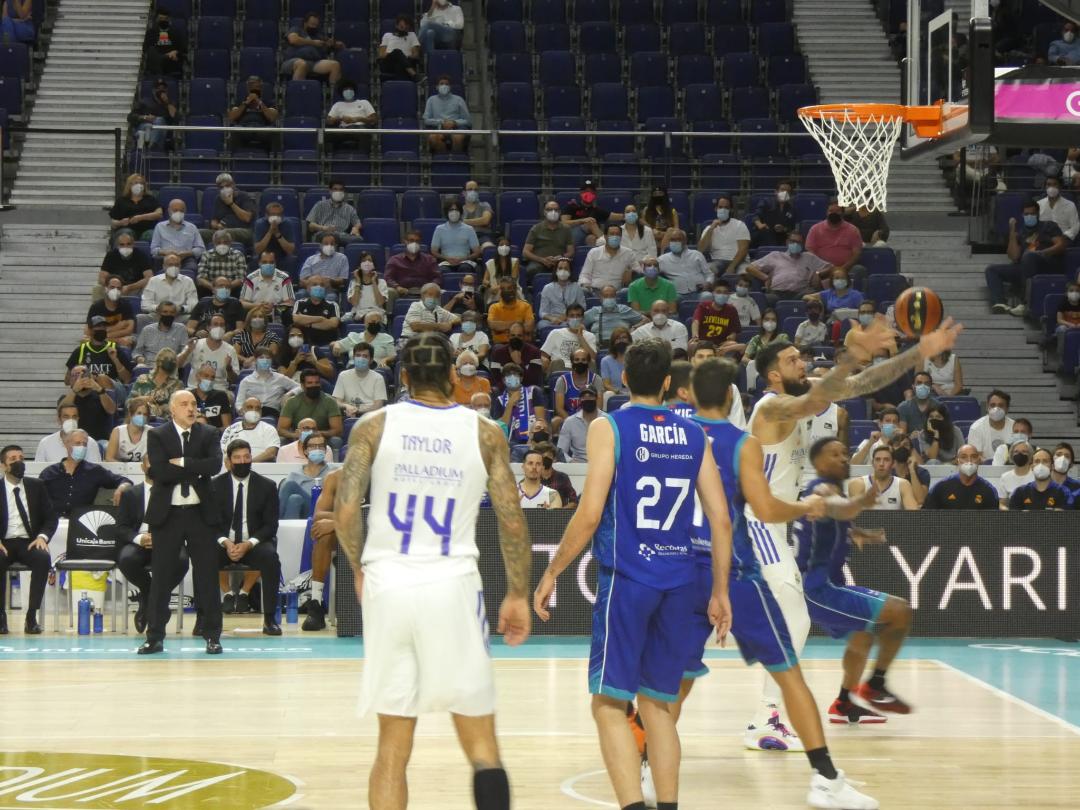 Liga 2021-22 Jornada 1ª |Trabajada victoria desde la defensa