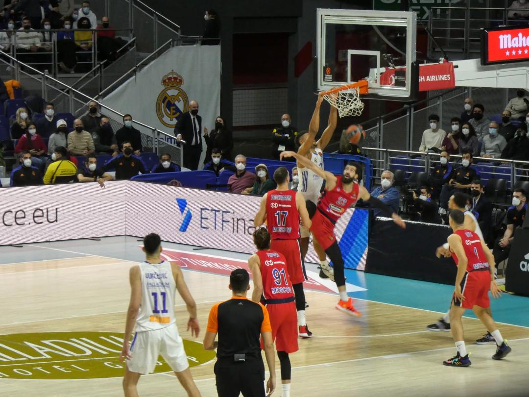 EuroLiga 2021-22 Jornada 17ª |  Así, Así, Así gana el Madrid. Regalo navideño