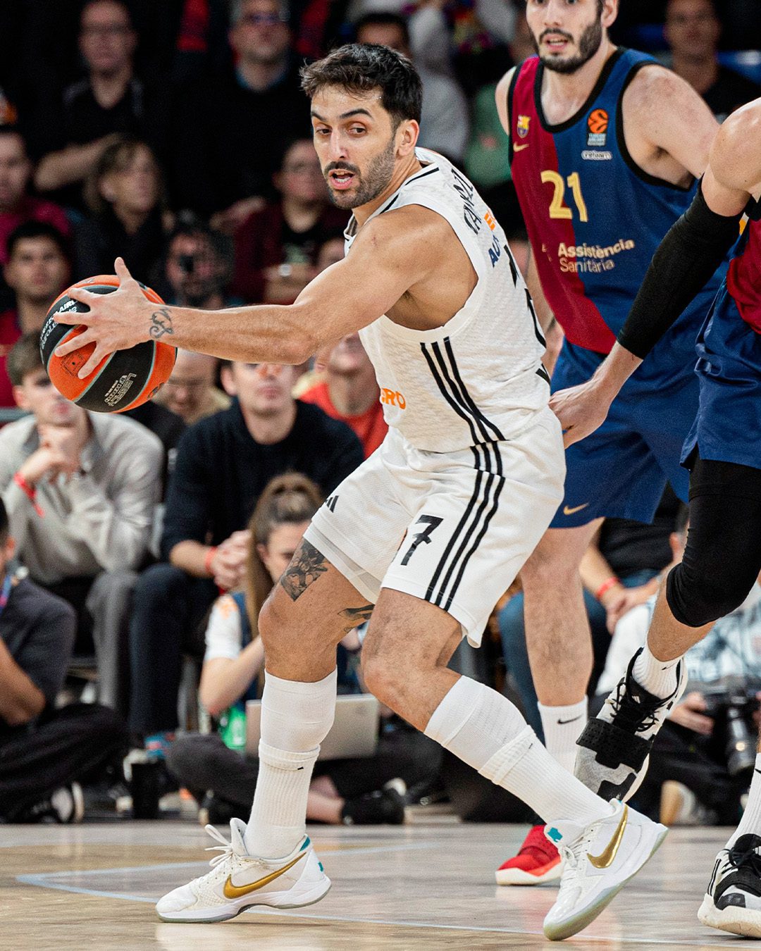 Euroliga 24/25 – Jornada 12 | La primera llegó en el mejor sitio