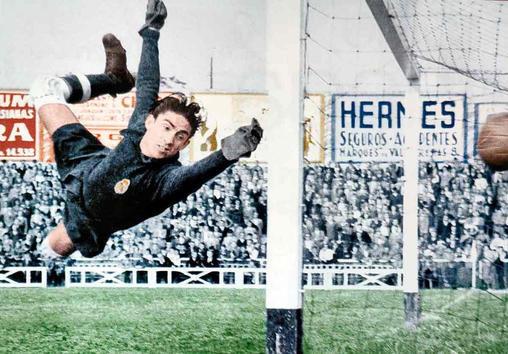 El Club De Los 100 | Bañón