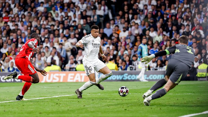 Champions 25-26, 1/4 -ida- | Dura derrota que obliga al milagro